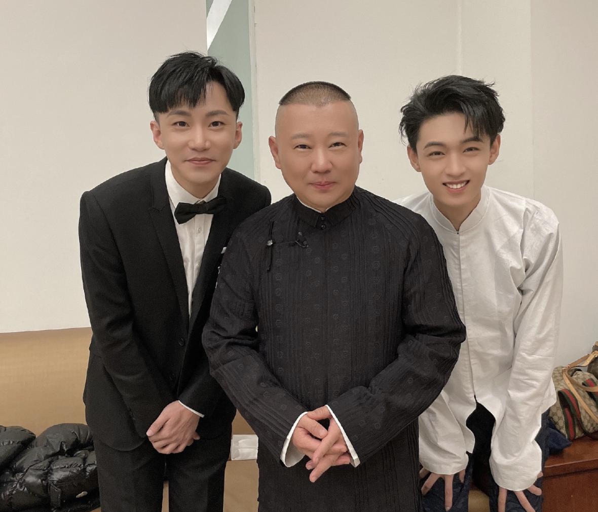 40岁王鸥与35岁何九华疑似同居，她会成为德云社最大牌的嫂子吗？