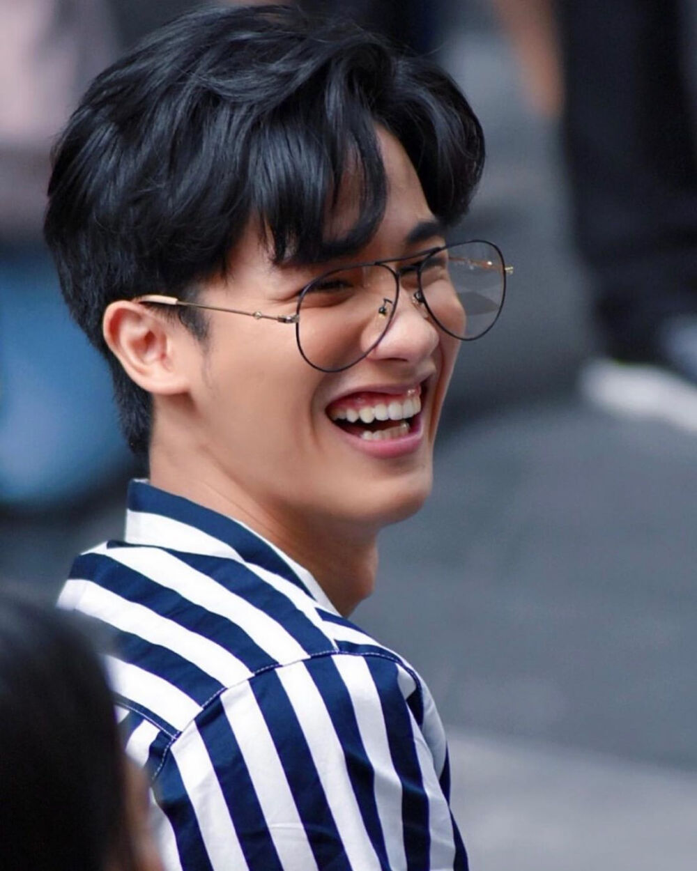 他泰一眼万年的外观2:南农的酒窝,呆的喉结,普明的耳边痣