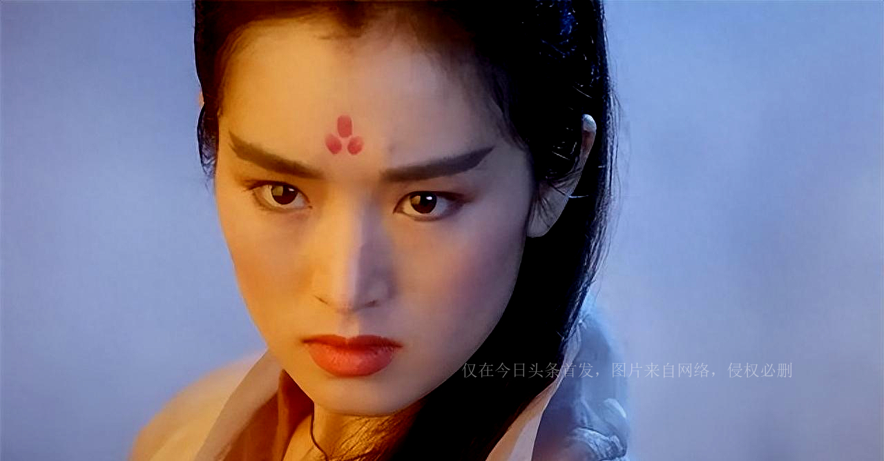 97版天龙八部天山童姥逼虚竹破戒,天龙八部新版天山童姥让虚竹破戒