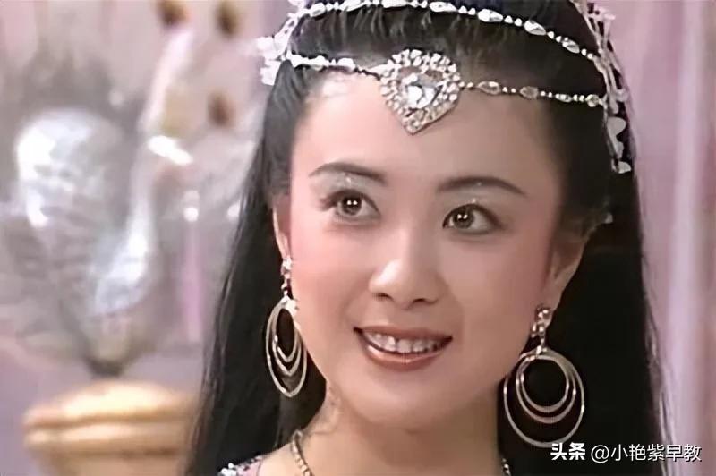 26岁爆红27岁上春晚30岁身价前三,26岁身价千亿完整版