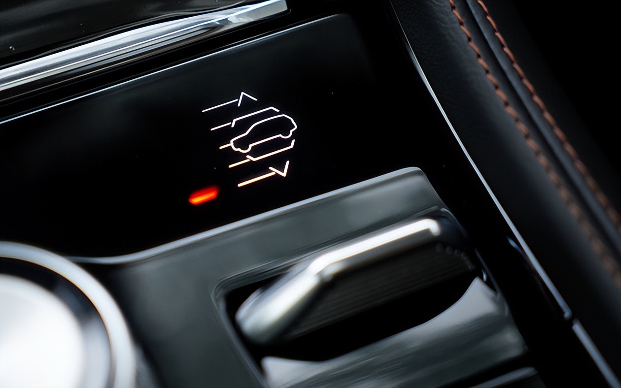 jeep大切诺基4xe落地价西安,全新jeep大切诺基柴油