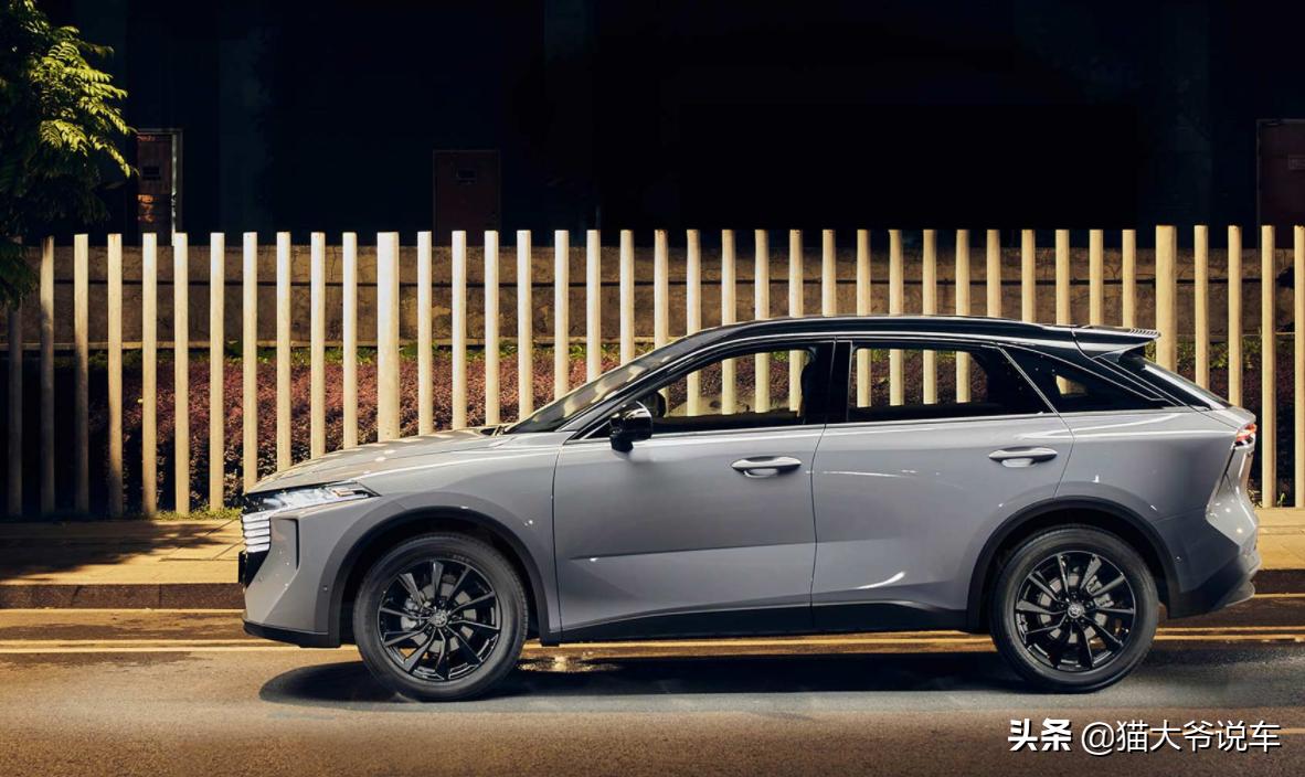 养车成本低空间又大的suv年轻人,家用省心还保值买这3款suv最靠谱