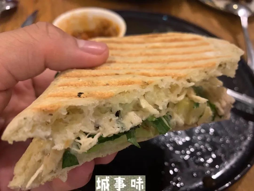 想和你一起，把珠海吉大吃的透透地