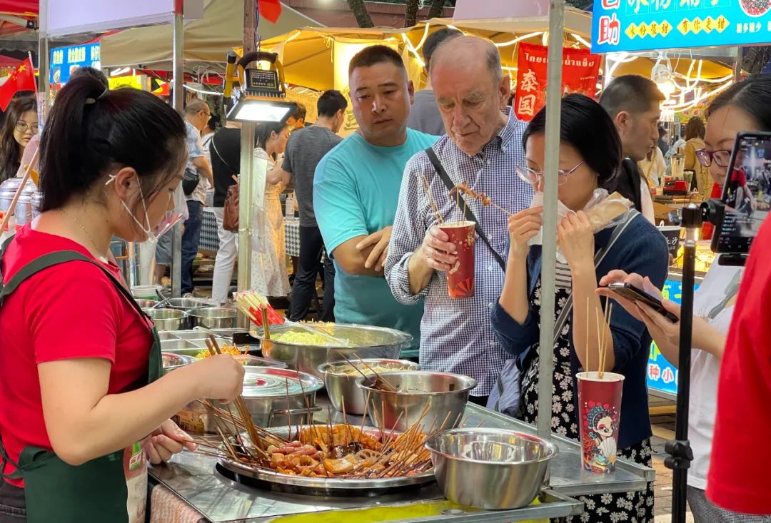 重庆夜市打卡点,重庆夜市民心佳园