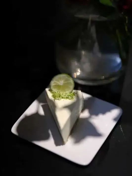 玛御谷高颜值森林餐厅，隐于林，隐于溪