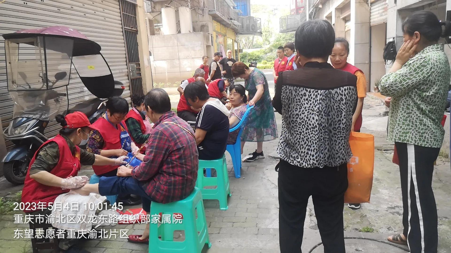 乐于奉献的人有谁,无私奉献的志愿者义务服务