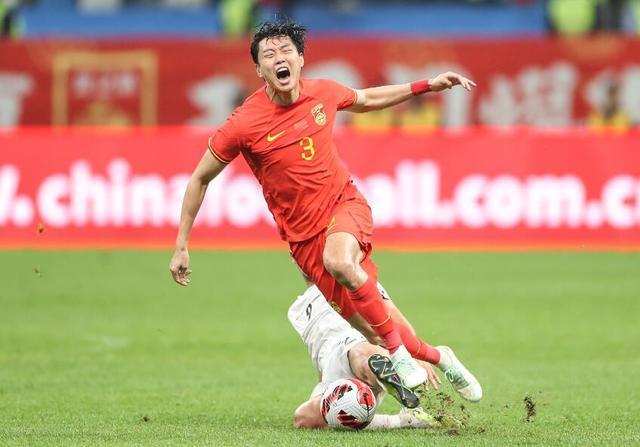 国际足联宣布将举办新世俱杯,中国足协申办世俱杯