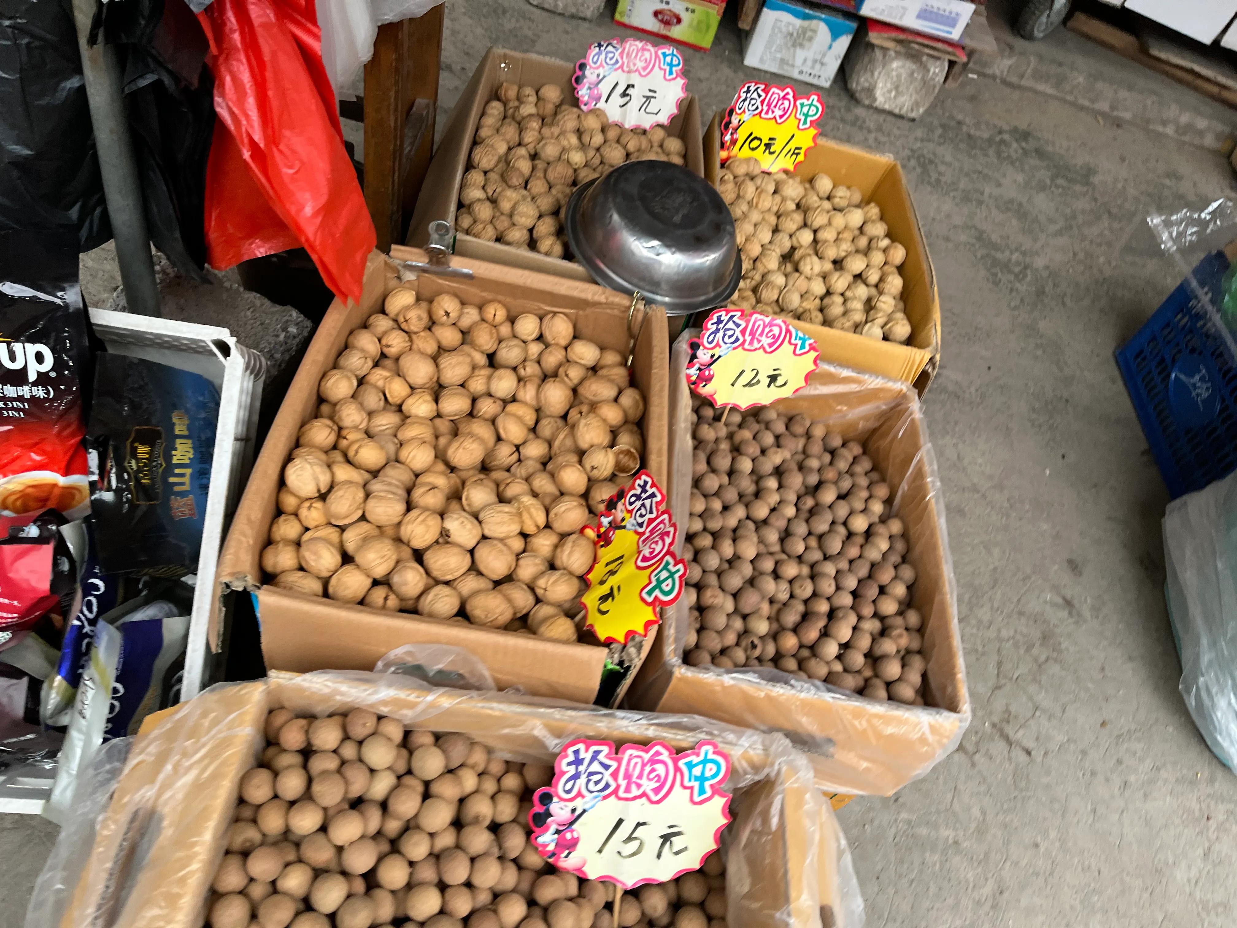 广西乡下特产有哪些,南宁广西特产批发一条街在哪里