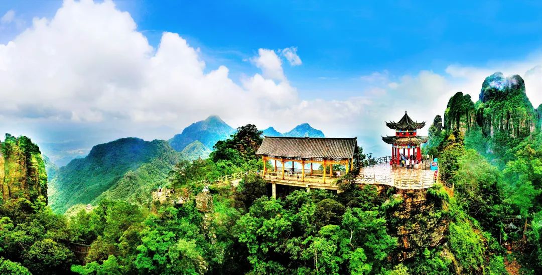 广西平南一日游必去景点,平南佛子岭旅游康养度假区