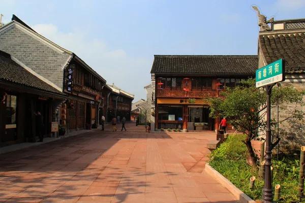 宁波南塘古镇老街,宁波八大历史街区之一南塘老街