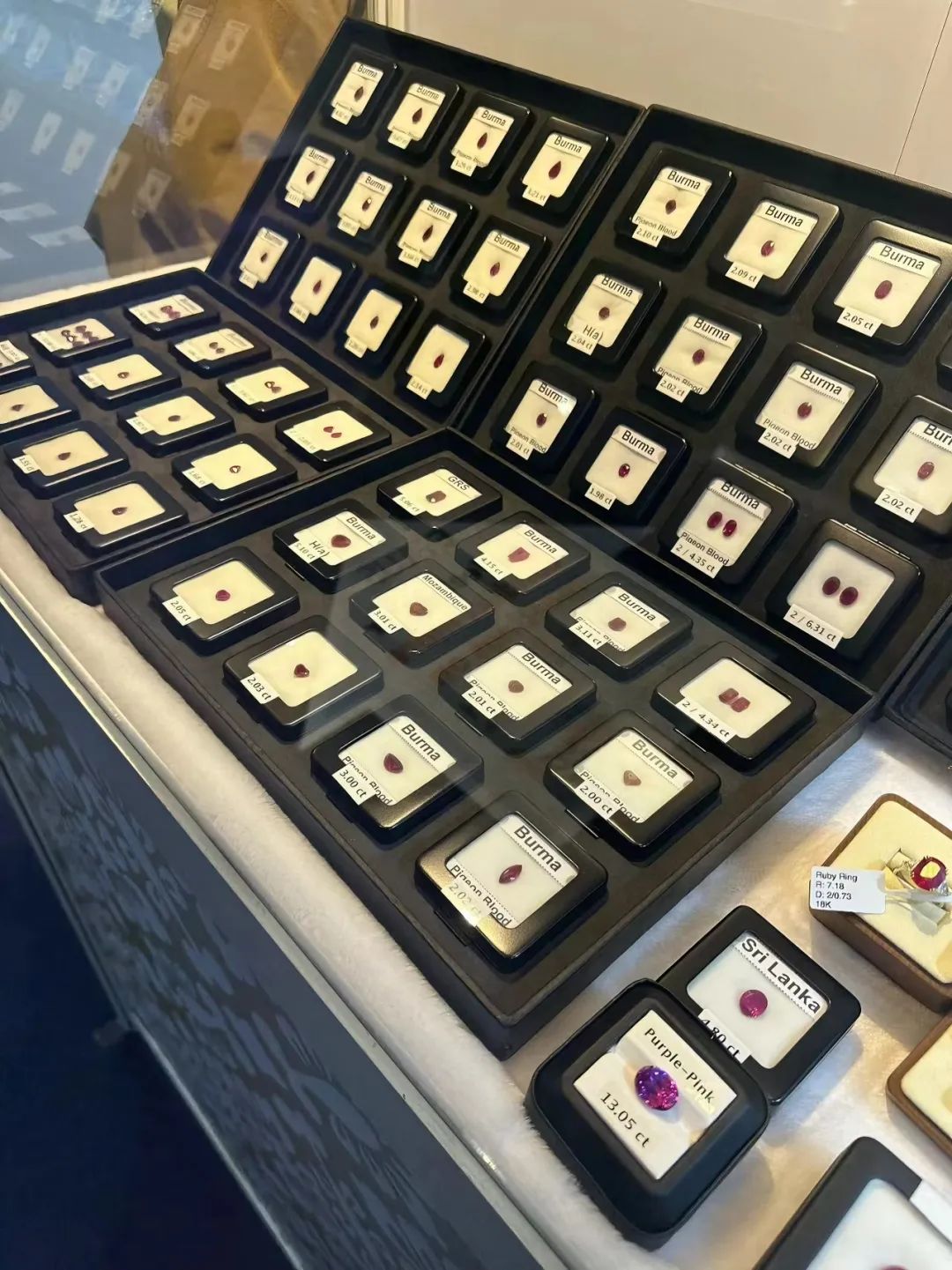 珠宝展价值千万的红宝石,珠宝展的珠宝是贵还是便宜