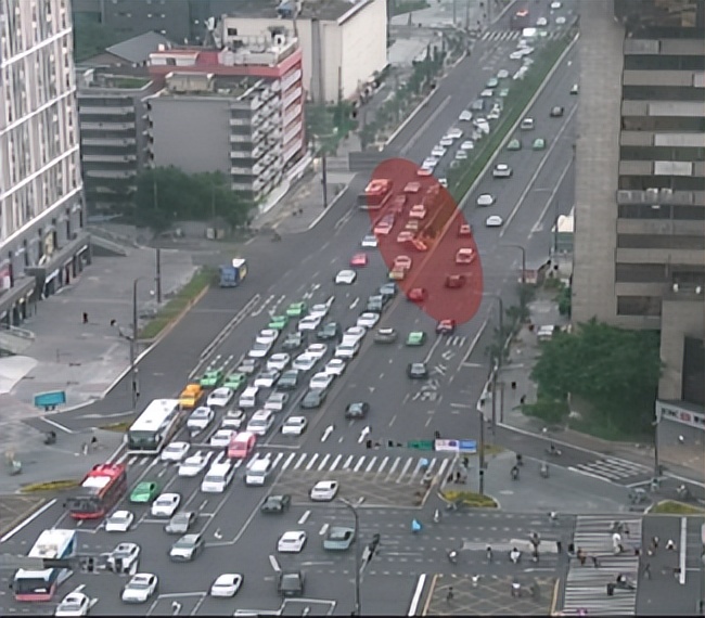 道路上的可变车道是什么意思啊,什么样的路段叫可变车道
