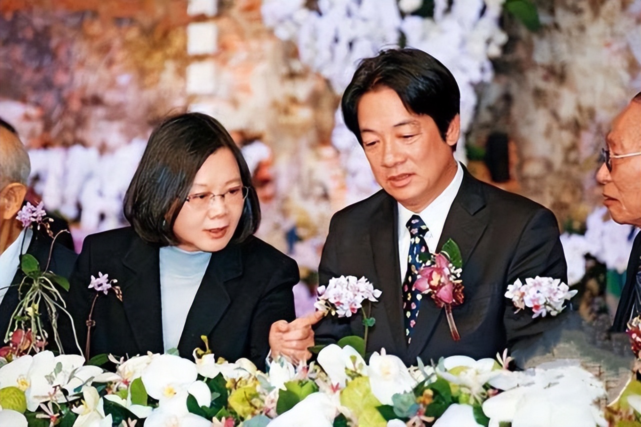 安心大内斗！*进党民**左右两翼斗得你死我活，换赖成蔡阵营主攻方向