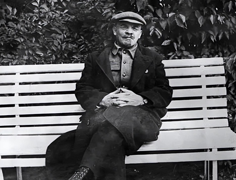 1918列宁遇刺,列宁在1918遇刺视频