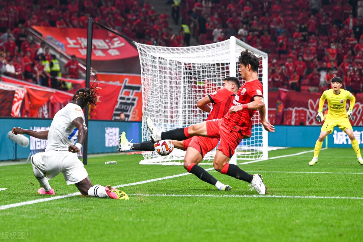 中超上海海港2-1南通支云裁判,中超南通支云2-0青岛西海岸点球