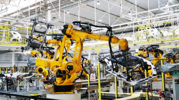 奇瑞车和吉利发动机哪款好,奇瑞和吉利车哪个品牌质量好些