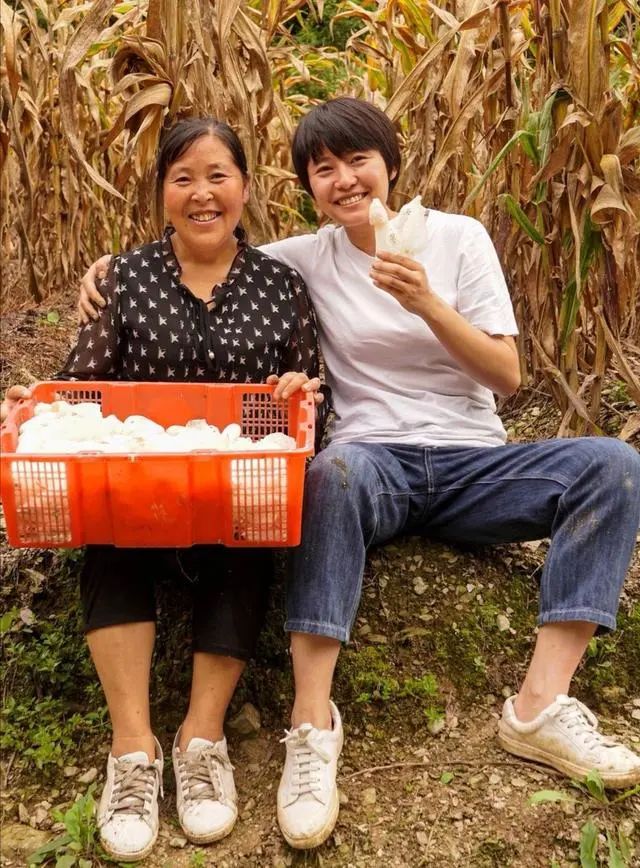 90后大学生回乡带村民致富,汶川80后女孩放弃工作回乡创业