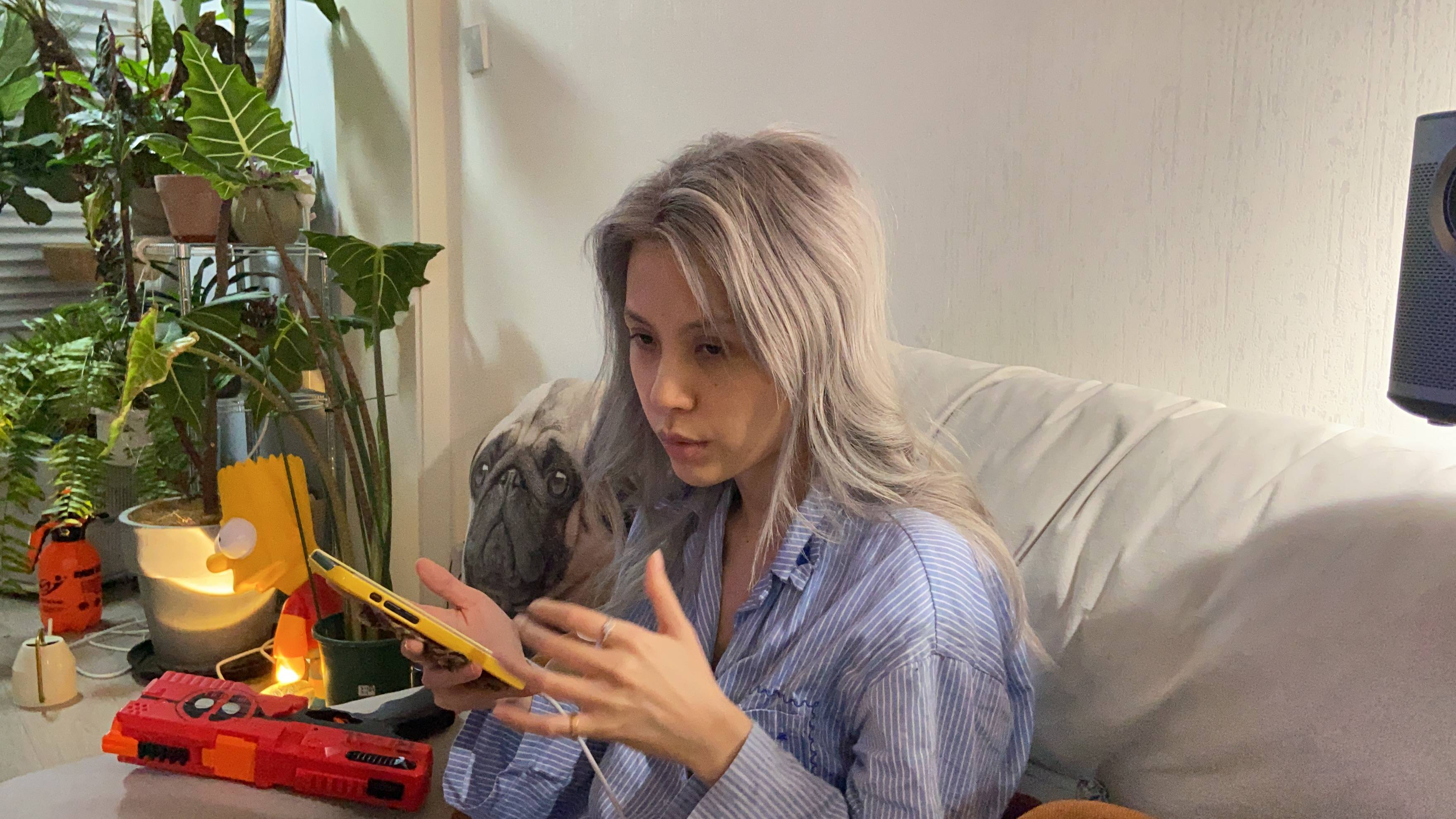 摄影师意外溺水：女模特被指责“杀人犯”，好友因网暴自杀