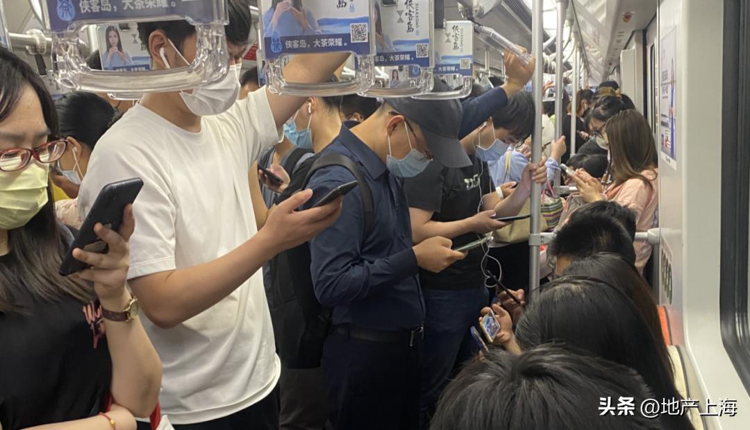 住在上海郊区什么体验,住在上海的你对上海有什么感受