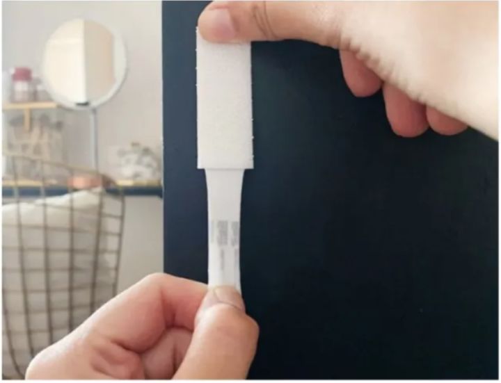 墙上挂物打孔好还是免钉胶好用,免钉胶真的能免打孔吗