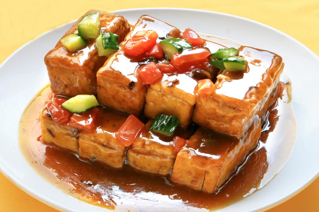 除了淄博还有哪里的烧烤值得打卡,最近火的除了淄博的烧烤还有什么