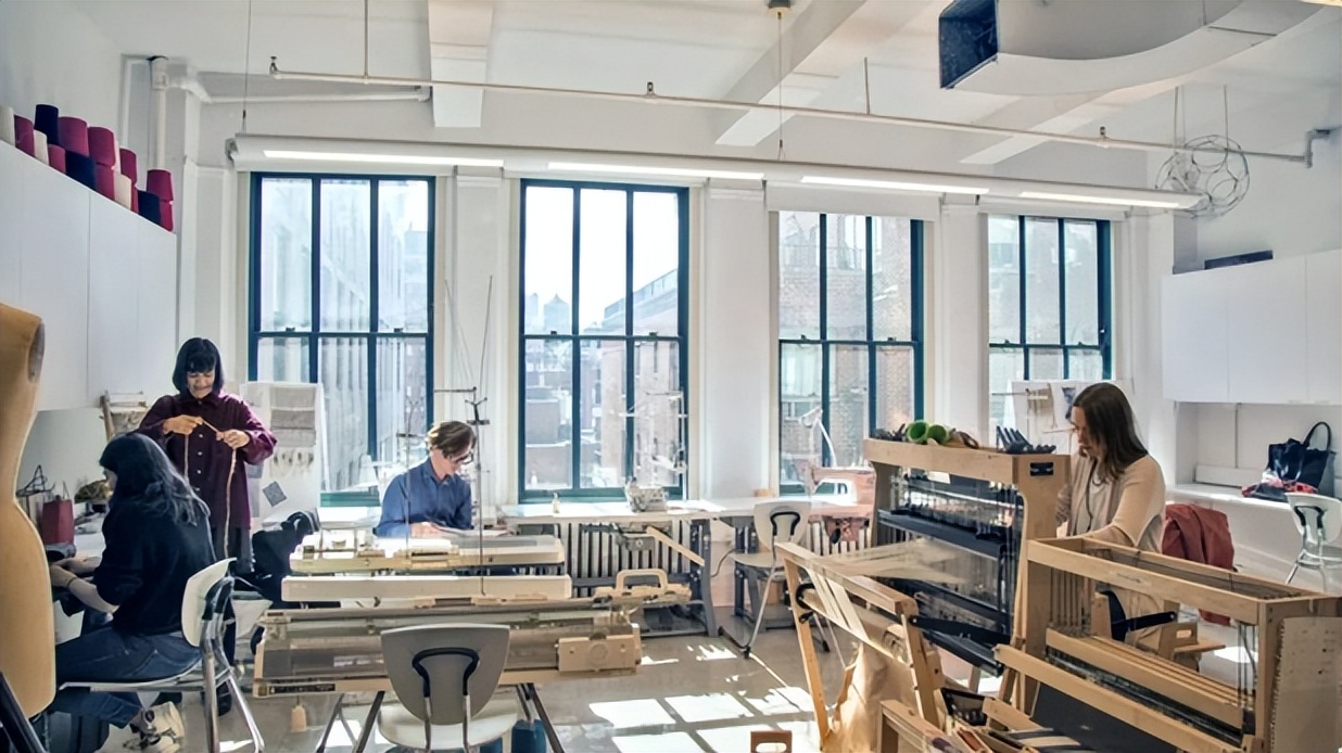 艺术院校太水？花200w去读到底是否值得？