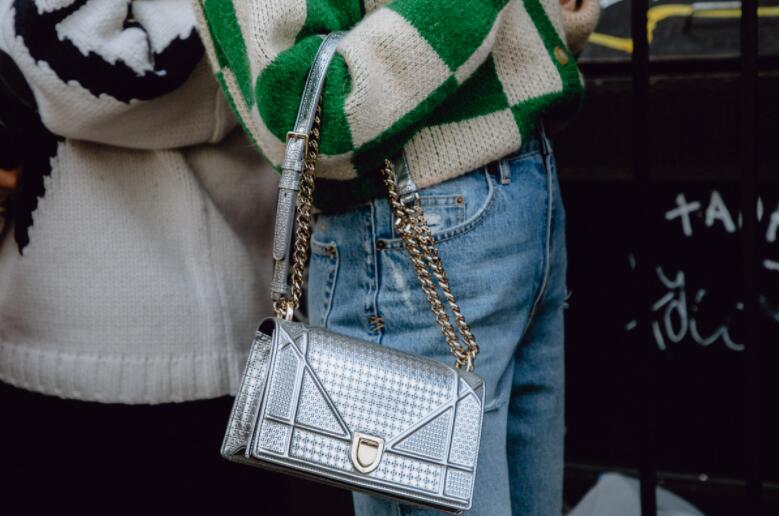 2020奢侈品包包推荐路易威登 (路易威登走秀款包包)