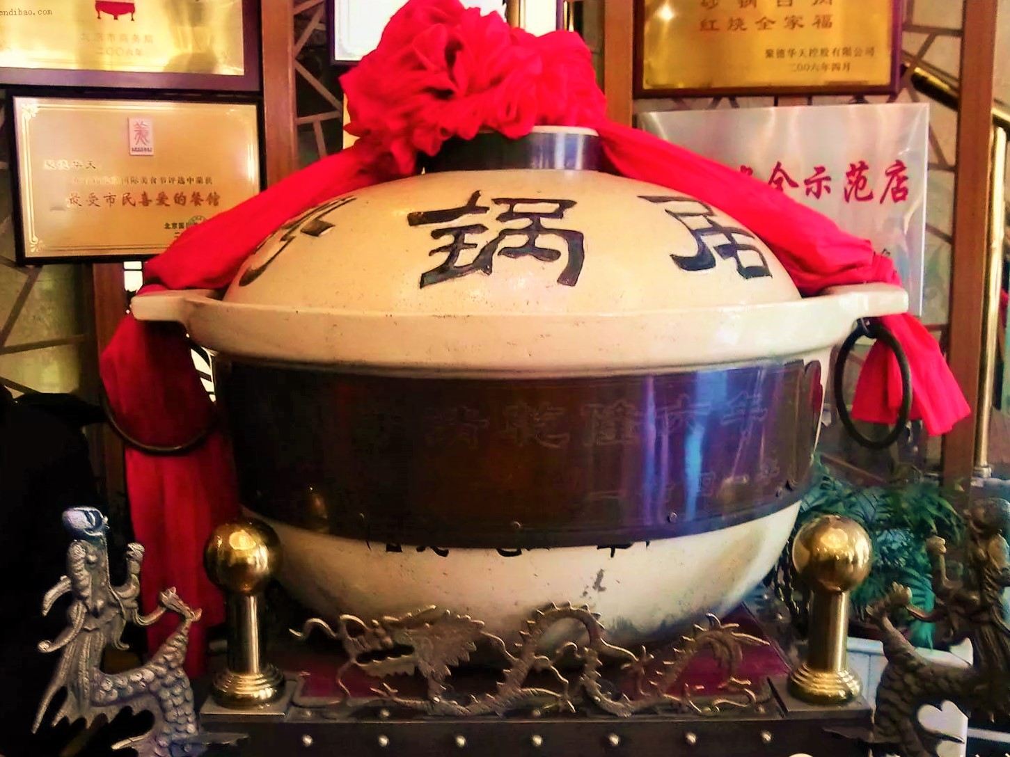 邂逅砂锅居,探访砂锅