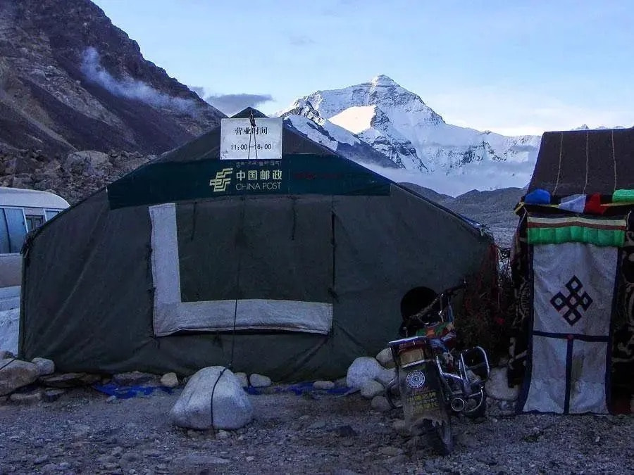 对赚钱毫不在意却年入6000亿，中国最佛系快递凭啥吊打美国邮政？