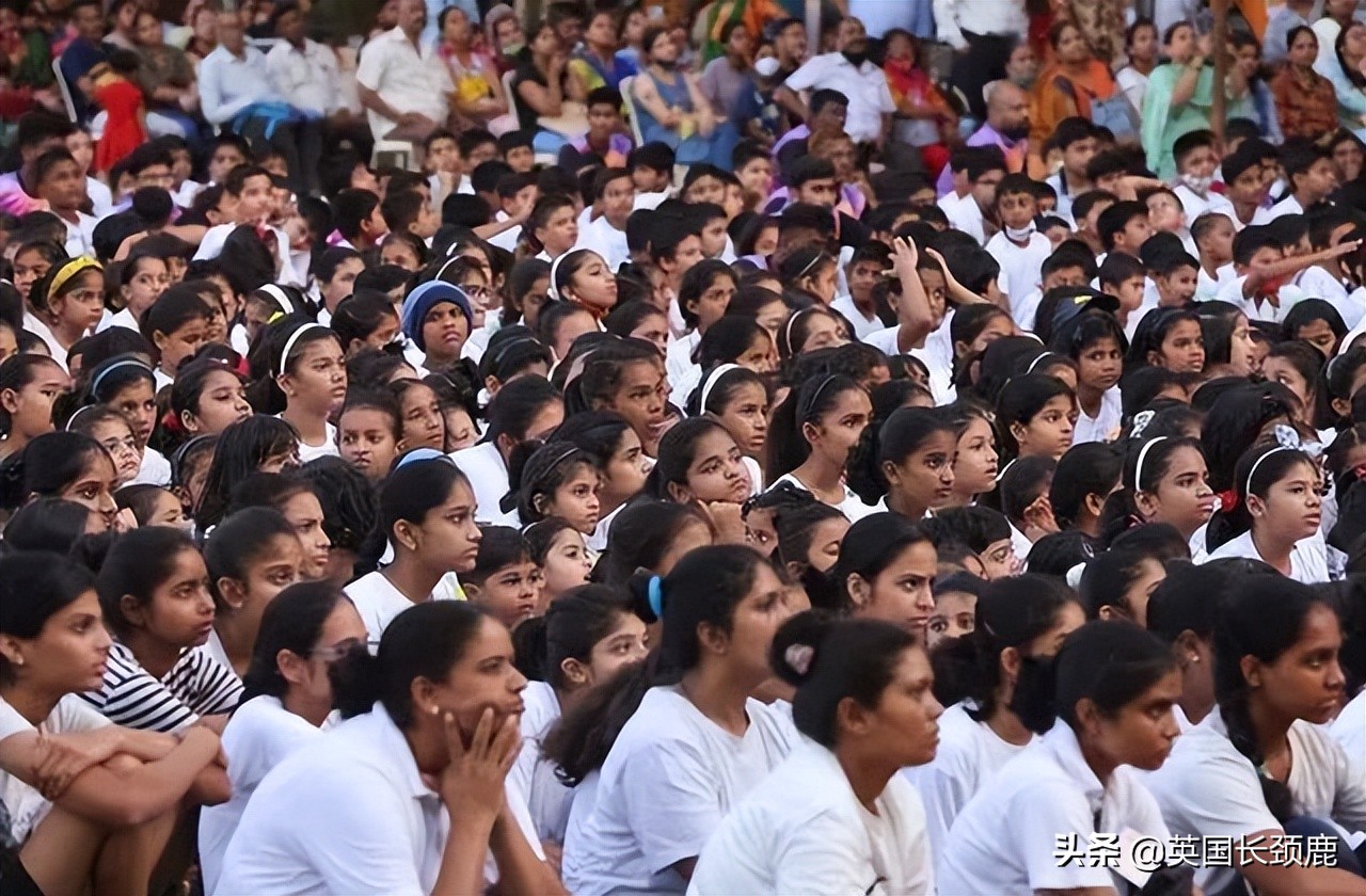 女王伊丽莎白珍贵影像,英国女王珍贵影像