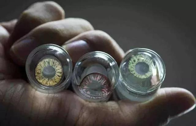 你戴美瞳多久了,你还在戴传统面罩吗