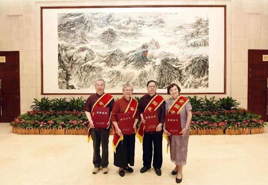 获得中医贡献奖的国医大师,获得最高的荣誉