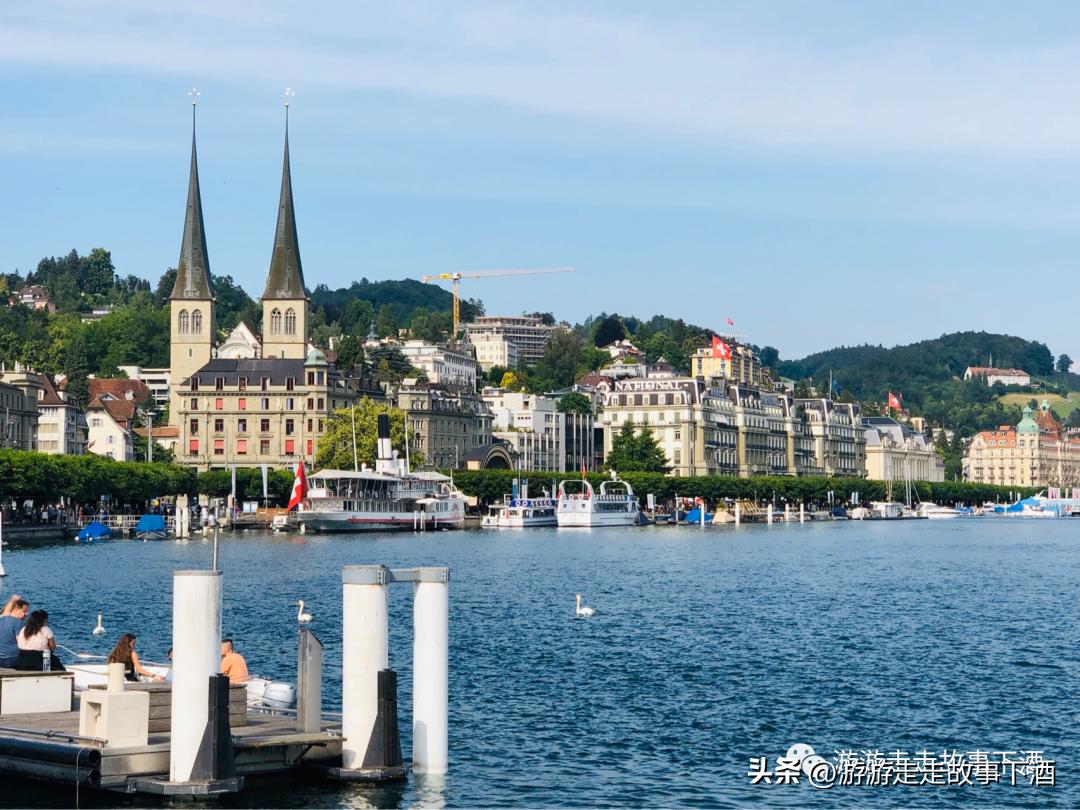 欧洲瑞士旅游线路,卢塞恩金色山口观光火车