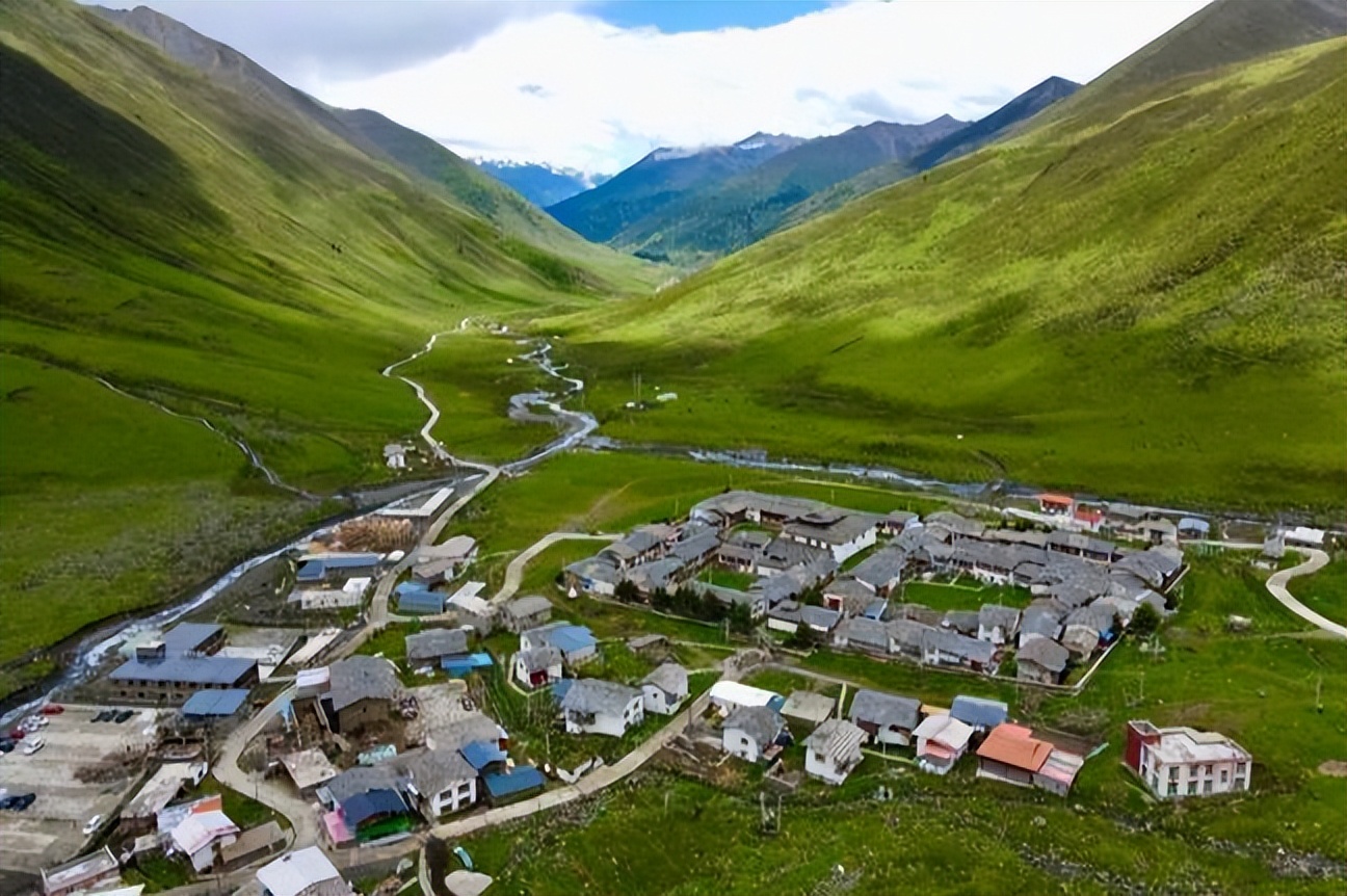 这才是四川值得打卡的十大旅行地,四川冷门小众旅游景点推荐