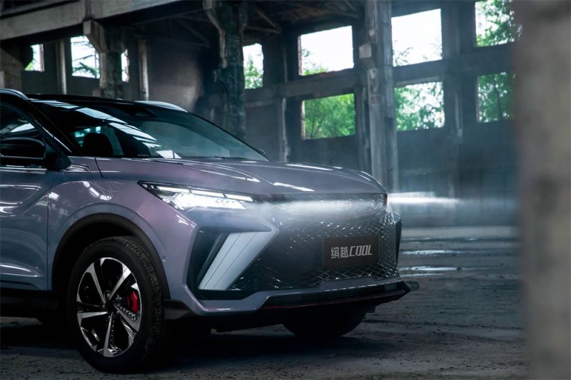 10万块最值得买的suv试驾吉利缤越,吉利新款缤越1.4t四缸车试驾视频