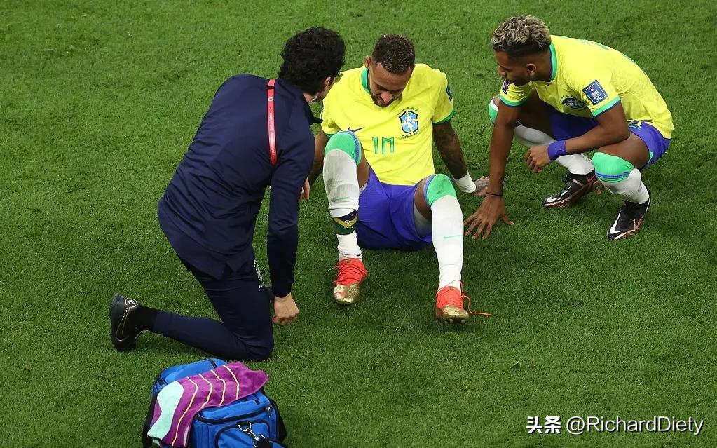 深度｜内马尔的伤缺或将反而彻底释放巴西进攻天团的天赋