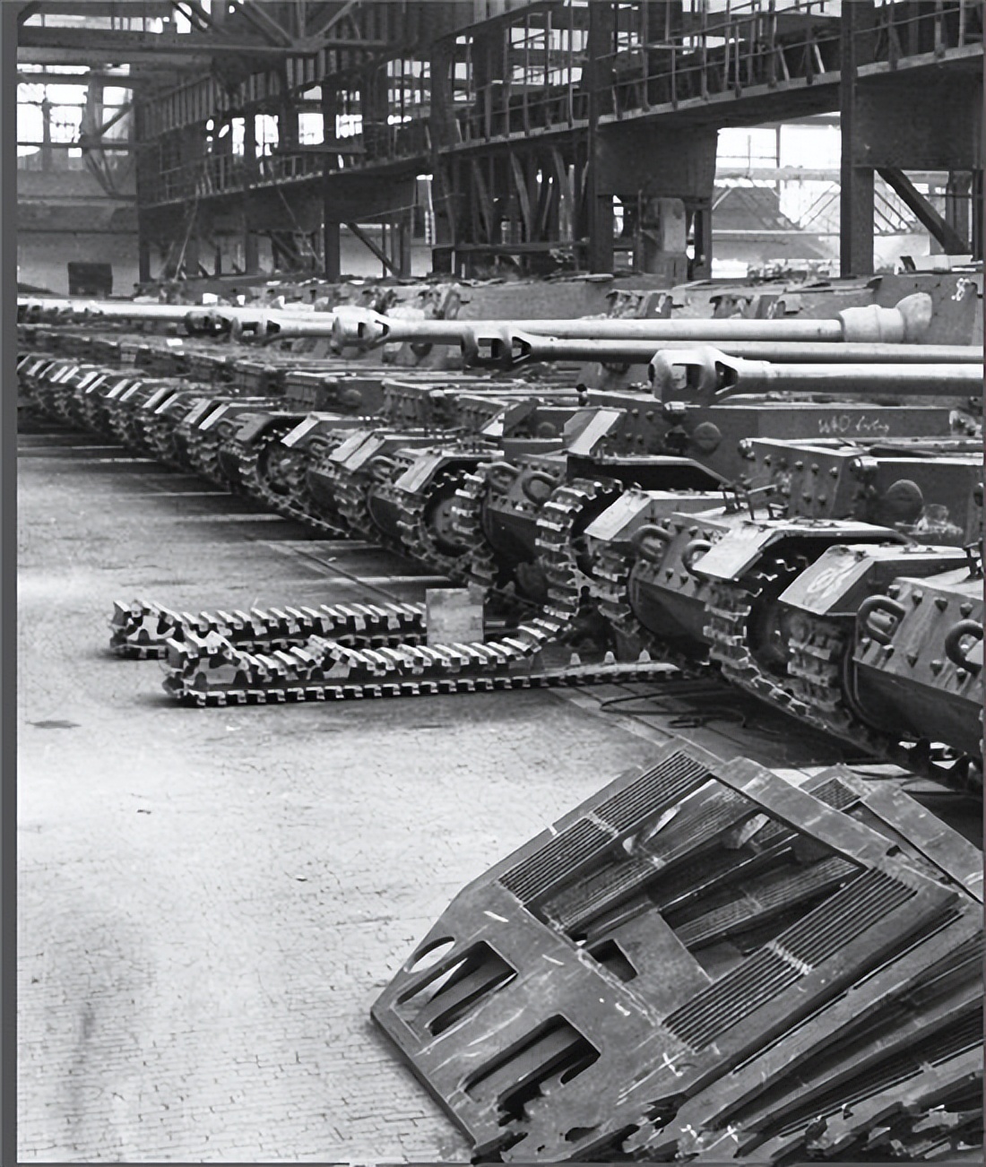 慕容大讲堂：“二战时期德国的军事工业发展历程”