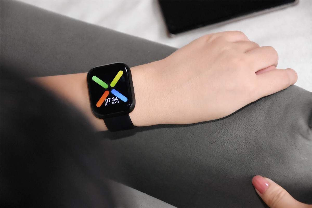 小米智能手表圆盘推荐200元以内 (200元以内可以刷抖音的智能手表)