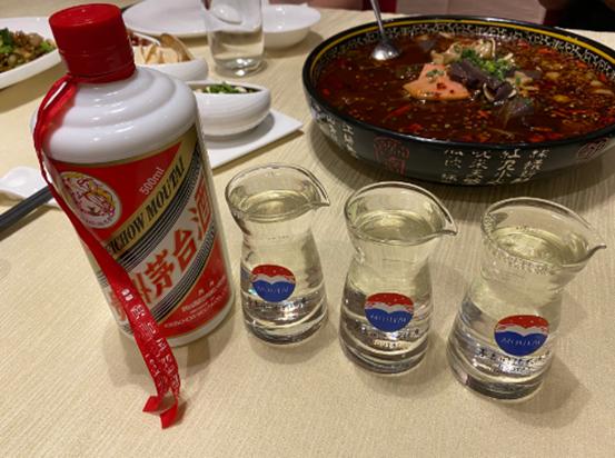 纯粮酒加水变浑浊了怎么办,酒加水变浑浊是纯粮酒说法正确吗