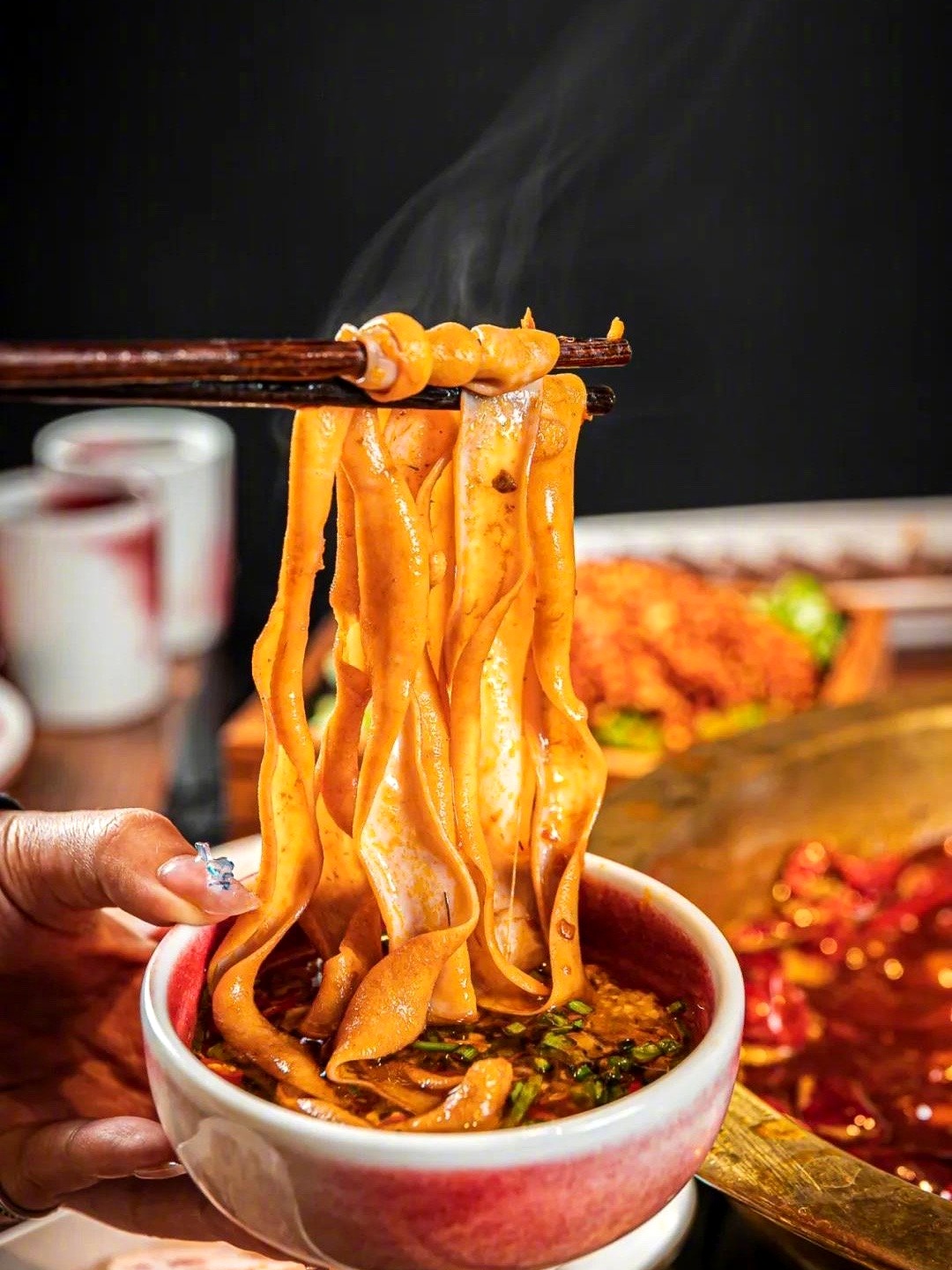 鹅被灌酒飞走,大鹅被灌酒后飞走