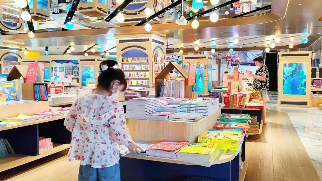 快来鼓楼这座书城寻找你心中“最伟大的作品”