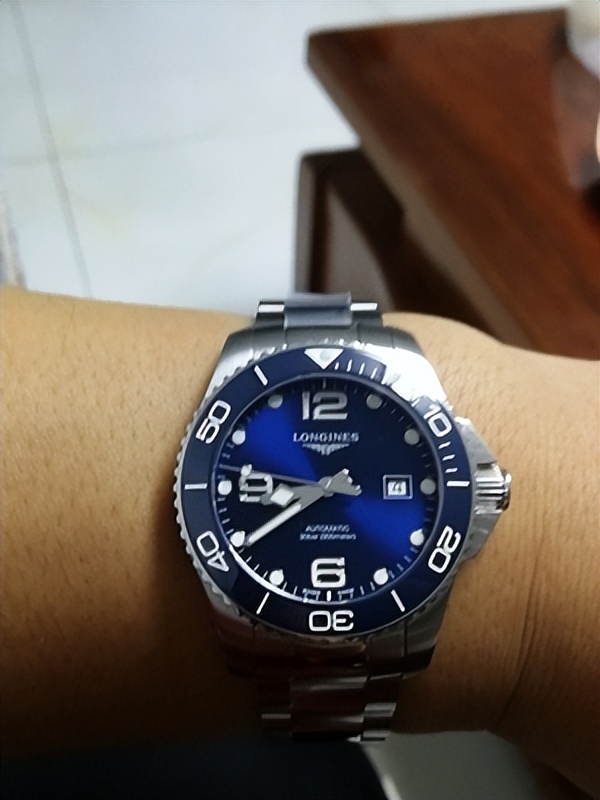 名士手表和欧米茄哪个档次高,东方星名士与浪琴康卡斯