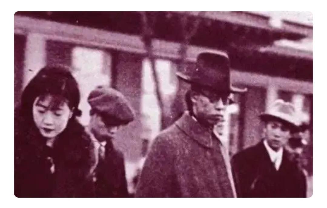 末代皇帝婉容沉溺鸦片,末代皇帝皇后婉容吸大烟