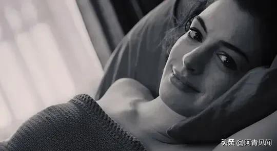 安妮海瑟薇演帕金森的电影,oneday安妮海瑟薇电影完整在线