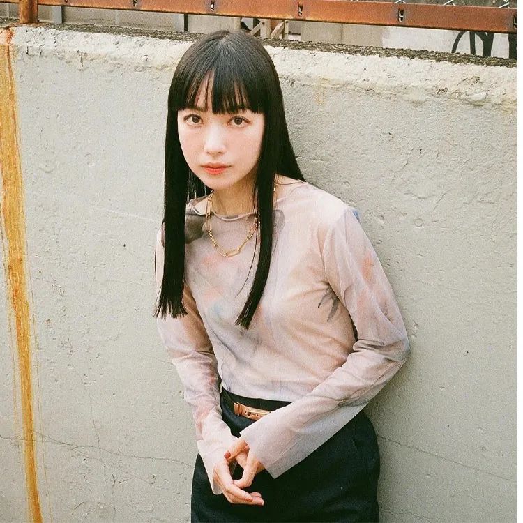 今年早春必入的裙子太时髦了,秋冬日系减龄裙子