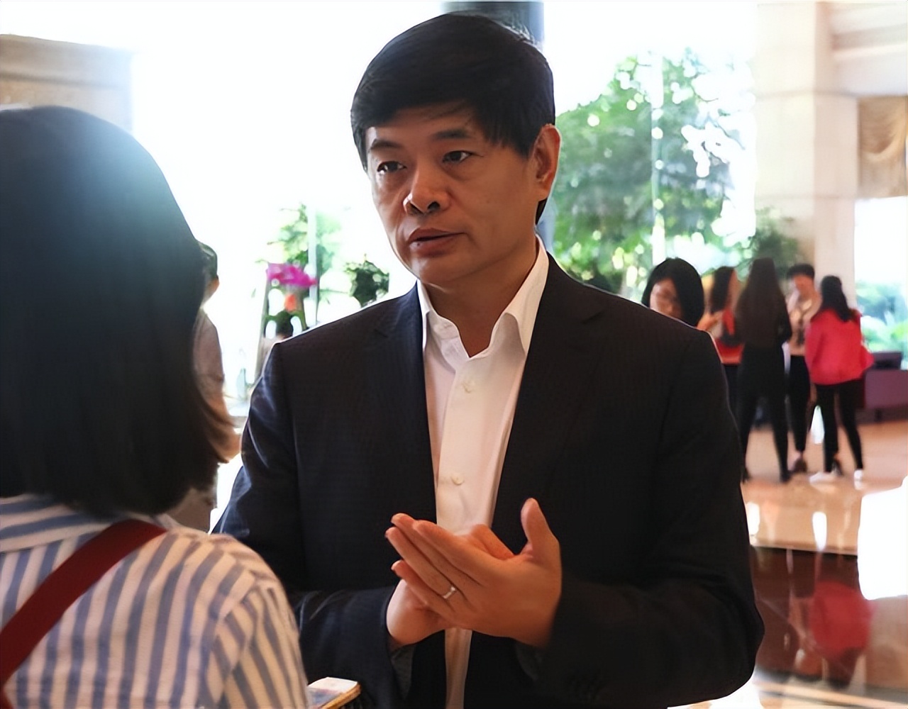 通信历史,亚信ceo丁健的个人资料