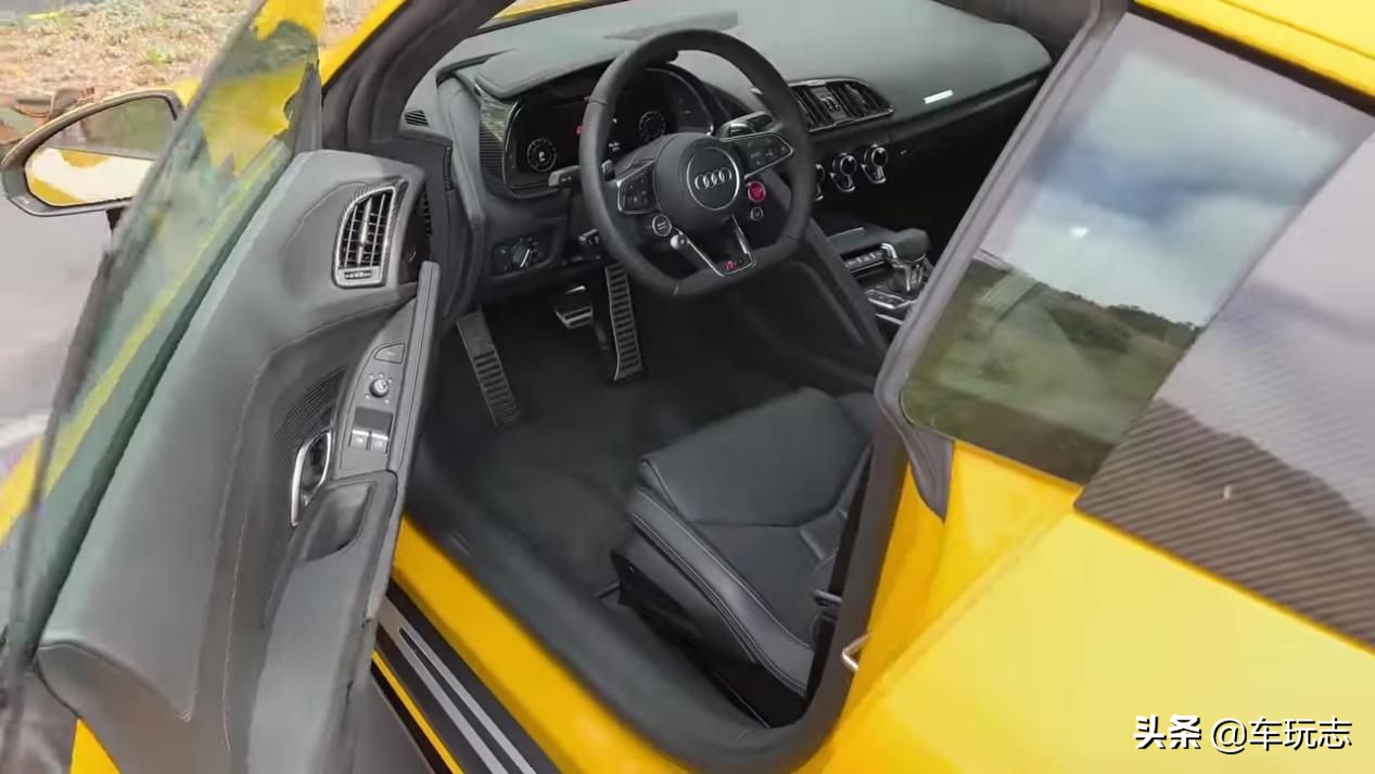 2019奥迪r8跟2020款奥迪r8,5.2v10奥迪r8限量版