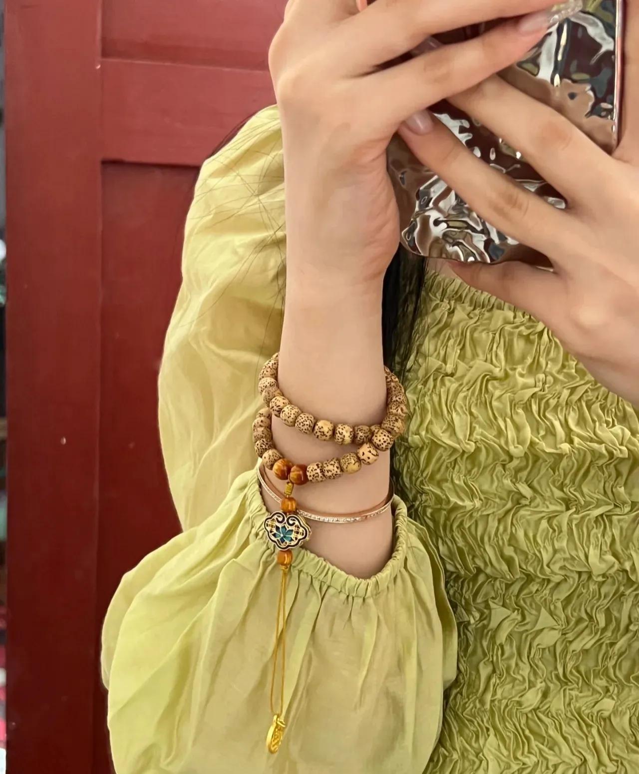 千眼菩提怎么盘玩效果最佳,适合女生盘的手串菩提