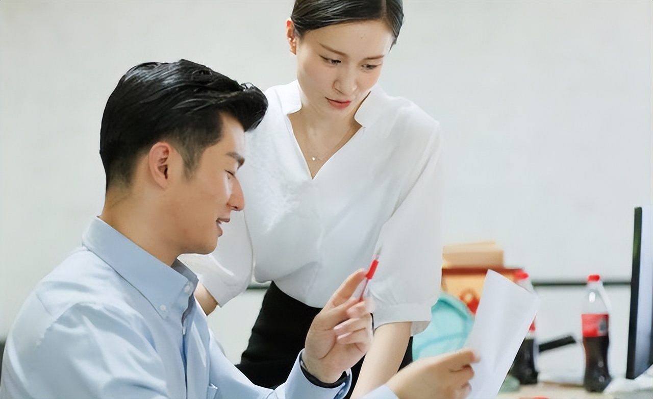 可以通过微信群主动加领导微信吗,微信群里主动加领导微信