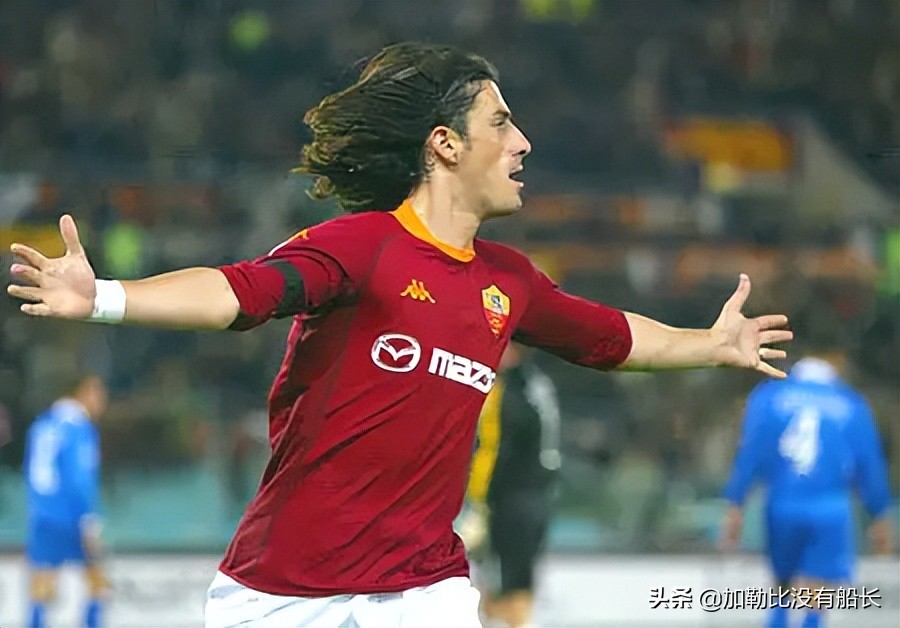 连续无缘世界杯的残酷事实是否让人更怀念02与06年的蓝衣军团？